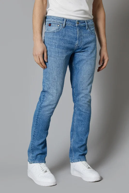 Alaska straight fit Jeans In Light Blue