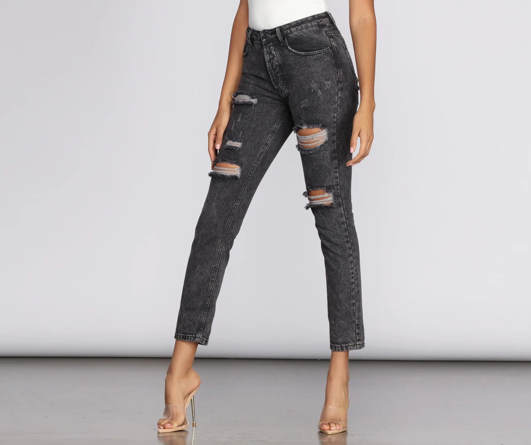 Lookin' Good Mid-Rise Destructed Jeans