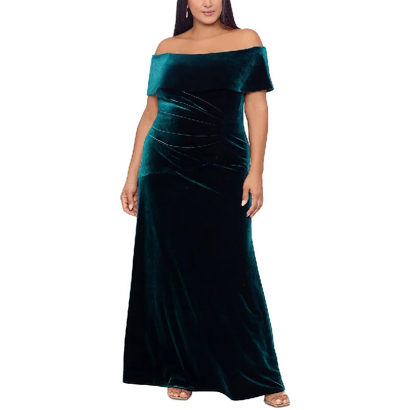 Xscape Womens Plus Velvet Gathered Evening Dress