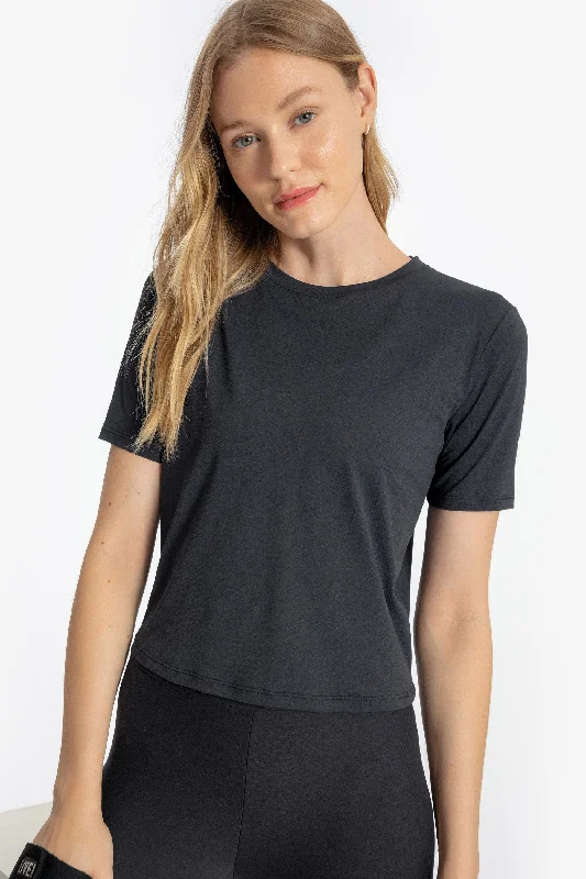 Comfy Slim Cropped T-Shirt