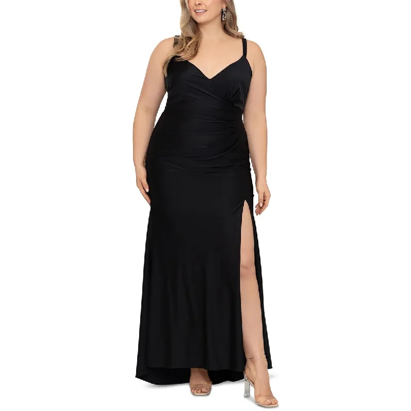 Xscape Womens Plus V-Neck Sleeveless Evening Dress